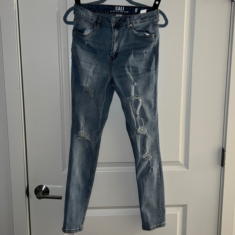 Cali Ultra High Rise Skinny Jeans